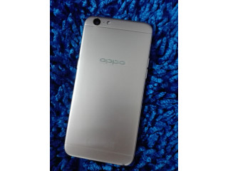 Oppo F1s