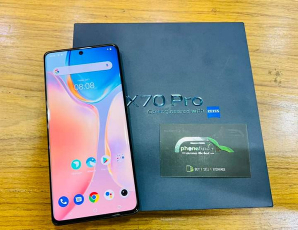 vivo-x-70-pro-big-0