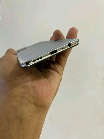 oppo-f19-pro-big-3