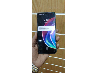 Vivo V21