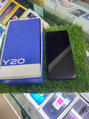 vivo-y20-big-0