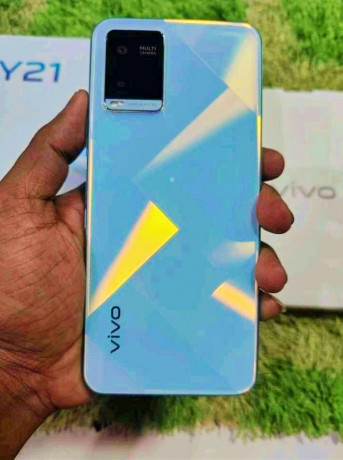 vivo-y21-big-1